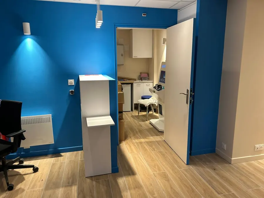 Rénovation d'un cabinet médical à Corbeil-Essonnes — après travaux par SDCC BÂTIMENT